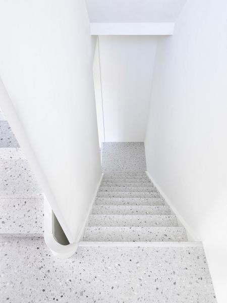 DEPRO_VOOR NA_AUG20_023 300X300 | Ck habitat fermetures REVETEMENT D’ESCALIER Riedisheim 0