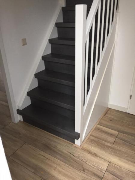 DARKGREYSTONE 300X300 | Ck habitat fermetures REVETEMENT D’ESCALIER Riedisheim 0