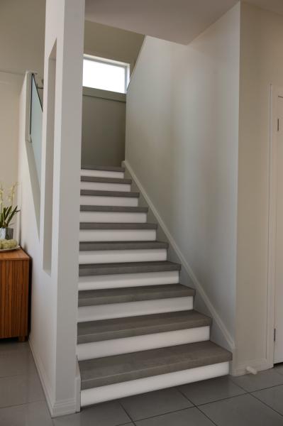 MAESTRO STEPS LIGHT GREY STONE 300X300 | Ck habitat fermetures REVETEMENT D’ESCALIER Riedisheim 0