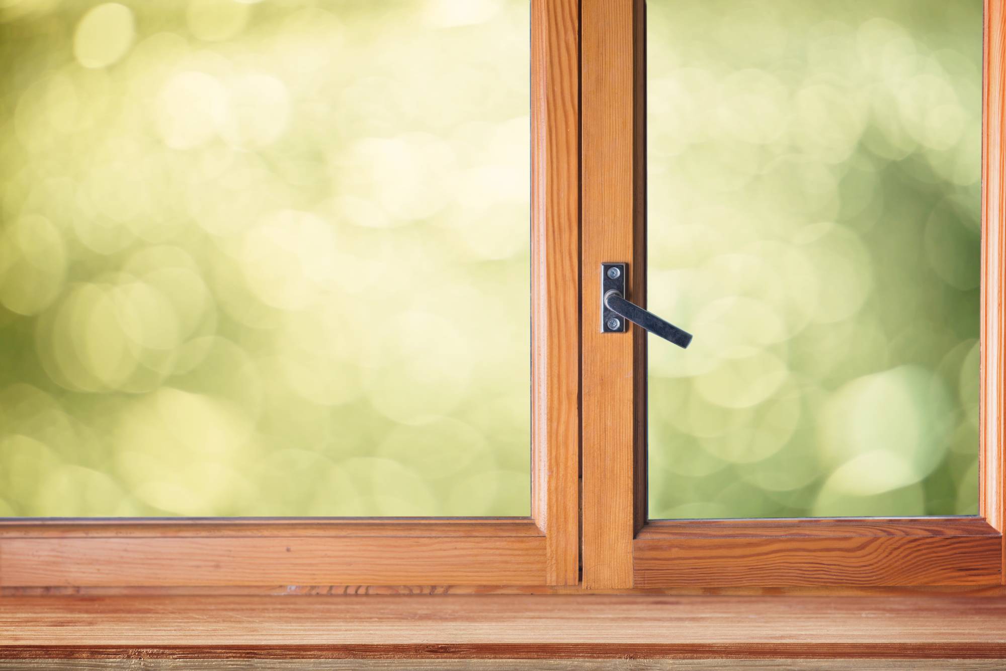FENETRE_BOIS2 | Ck habitat fermetures 7 conseils pour entretenir ses fenêtres en bois ? Cernay